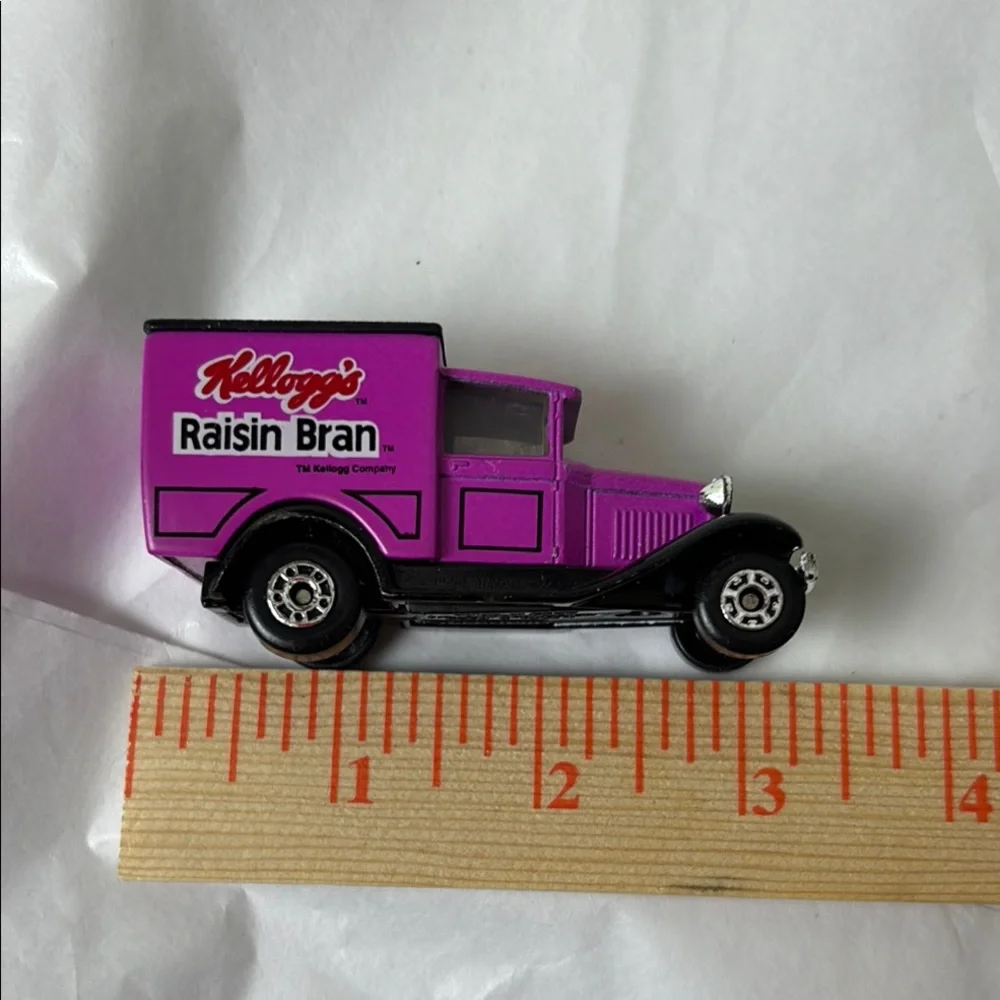 Vintage Kellogg’s Raisin Bran Toy Truck - Pink and Black